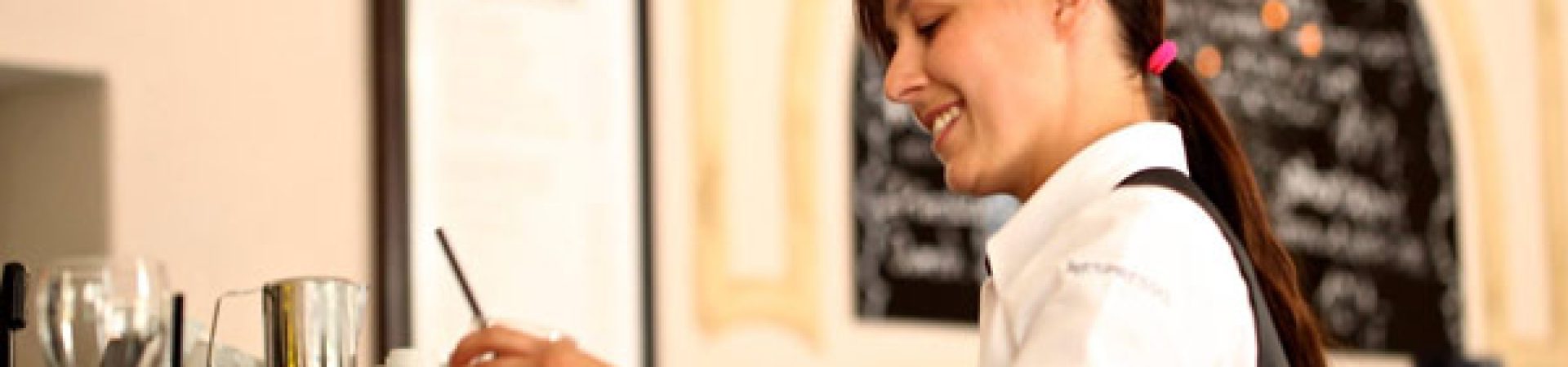 Restauration—CAP-Commercialiation-et-Services-HCR Restauration---CAP-Commercialiation-et-Services-HCR